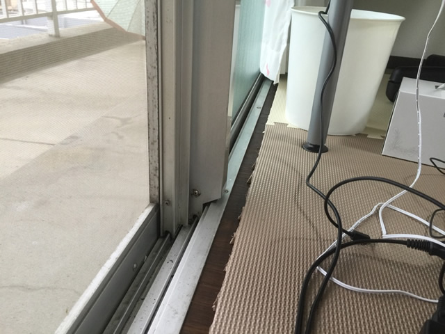 窓の防音対策　リクシル　内窓インプラス　名古屋市中村区